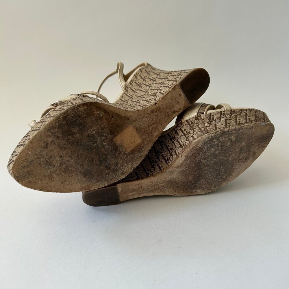 DIOR DIORISSIMO BEIGE WEDGE SANDALS - Picture 9 of 10